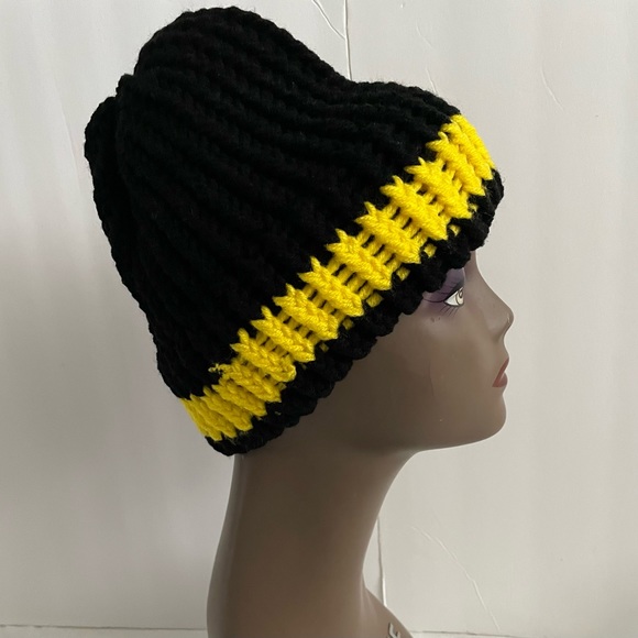 Beanie Hat - Picture 2 of 2